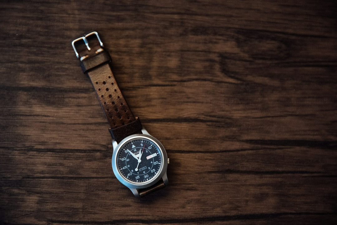 How to Clean and Maintain Your Watch Straps - A Guide to Keeping Your Straps in Pristine Condition - BluShark Straps