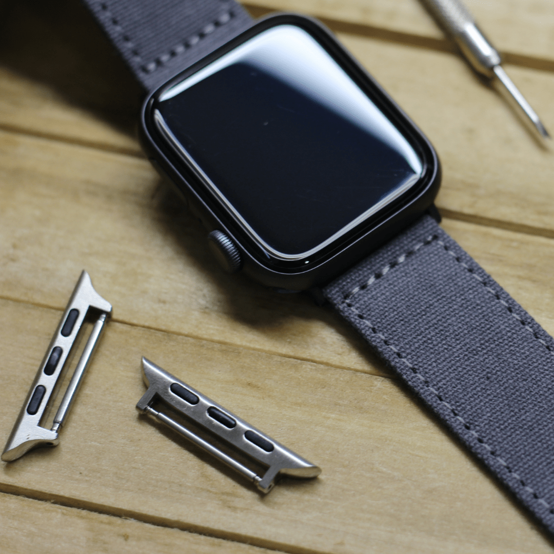 How to Select and Remove an Apple Watch Band - BluShark Straps