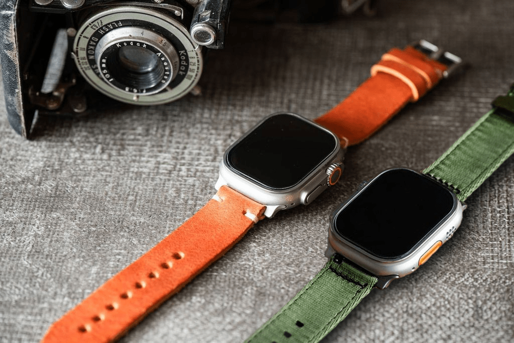 Leather vs Nylon Apple Watch Bands: Comfort Guide 2024 - BluShark Straps