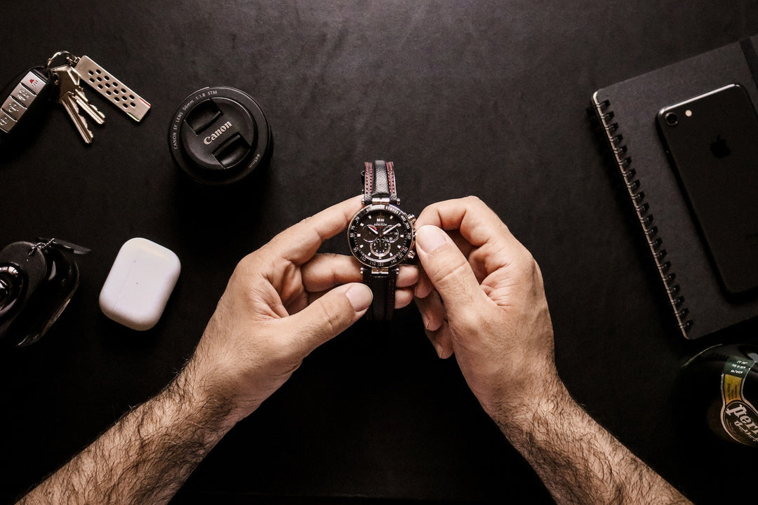 Master Watch Strap Widths with BluShark's Comprehensive Guide - BluShark Straps