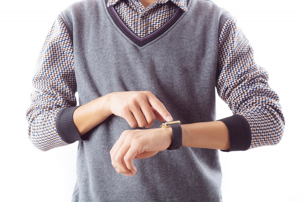 Select the Ideal Watch Strap Width & Thickness with BluShark - BluShark Straps
