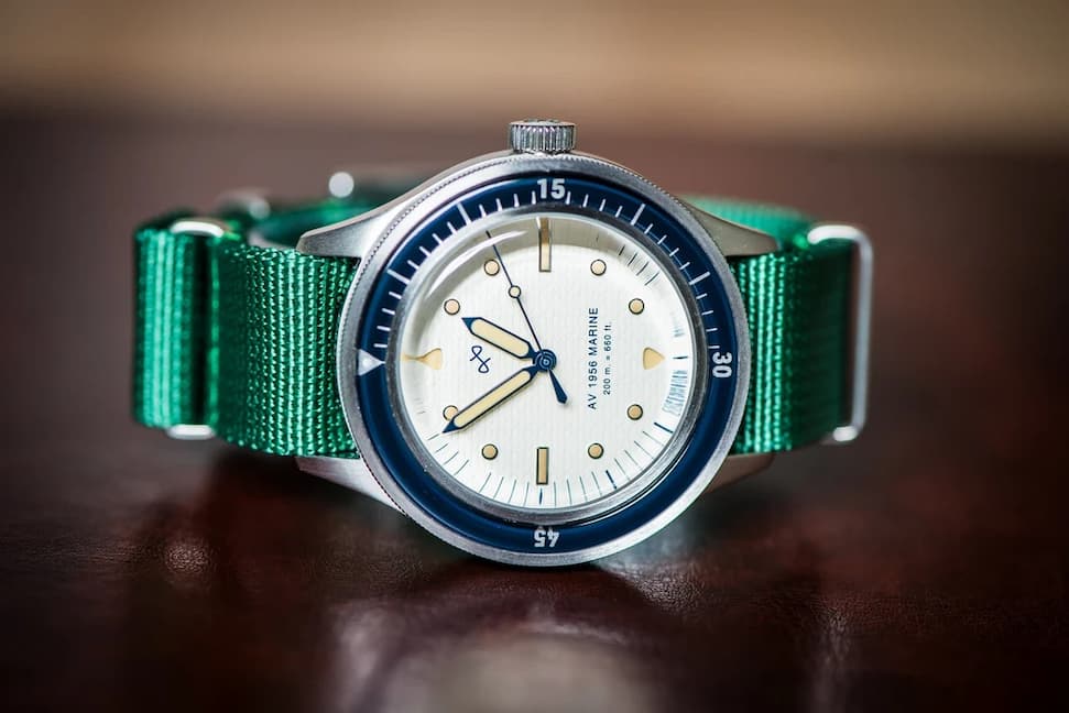 Top 20 Best Watch Straps to Upgrade Your Wrist Game | BluShark’s Favorites - BluShark Straps