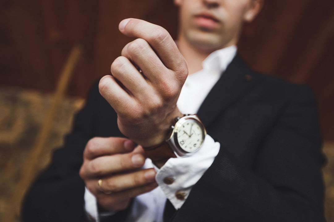 Travel With Confidence: Packing Your Watch and BluShark Straps in Style - BluShark Straps