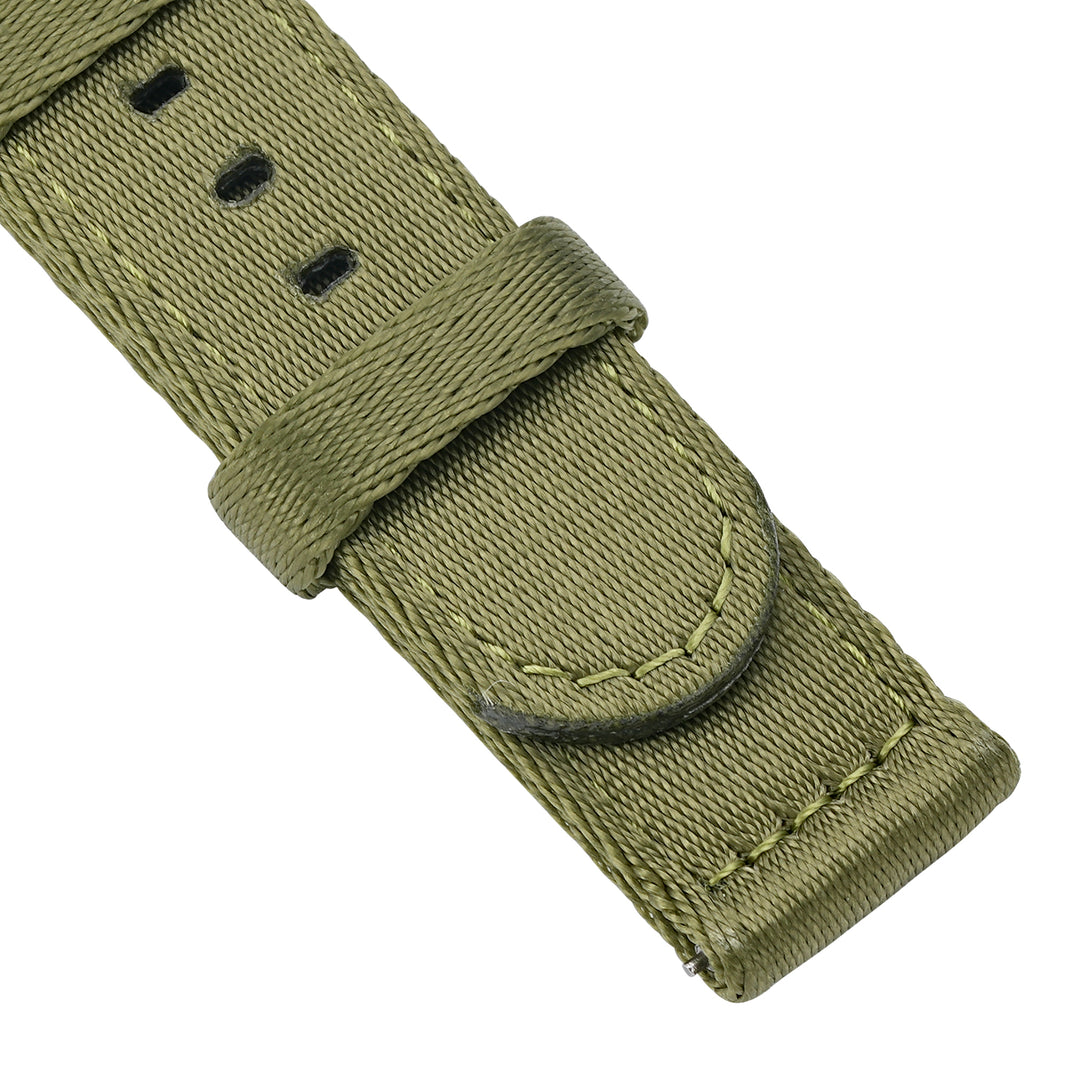 BluShark Straps Alpha2 two-piece nylon watch strap in Army Green – close-up of the seatbelt nylon weave and keeper