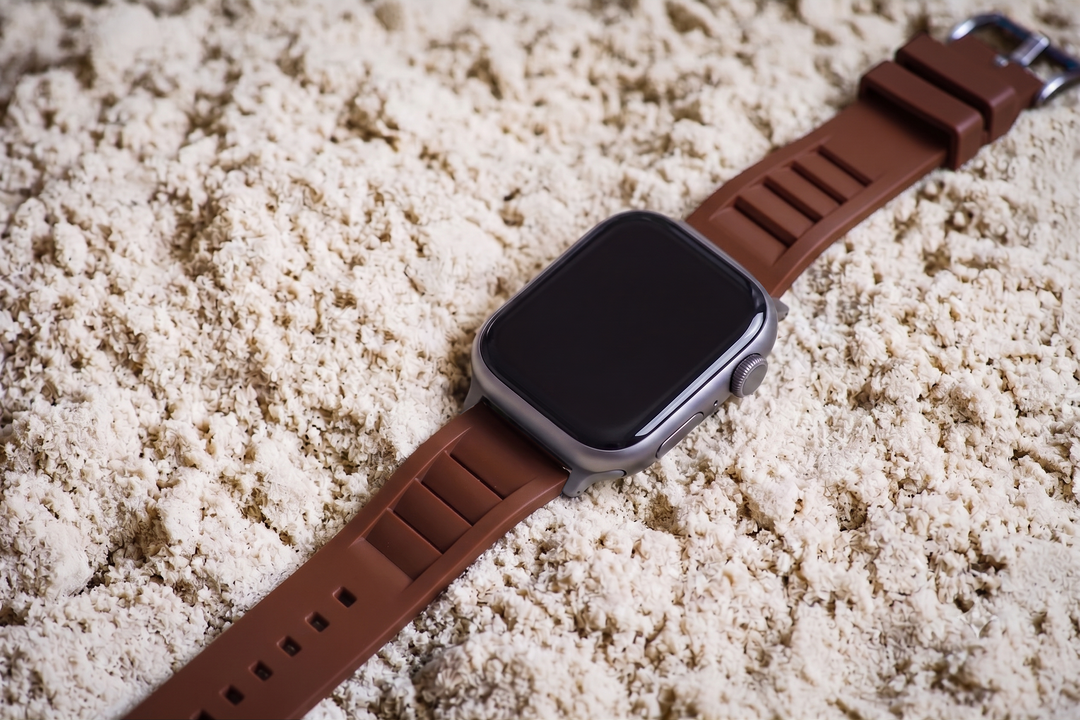 Shark Gill Rubber Band – For Apple Watch - Brown