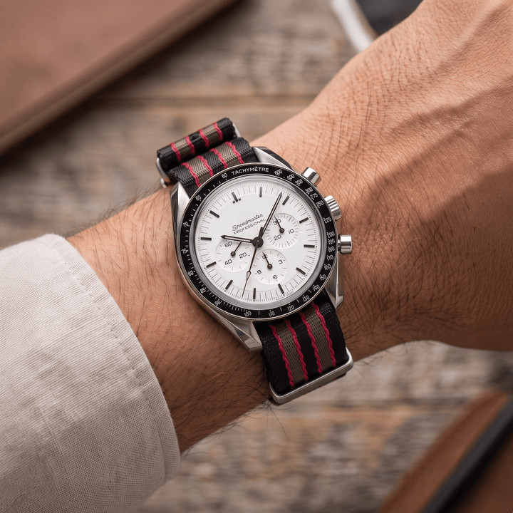 AlphaPremier - Vintage Bond - BluShark Straps