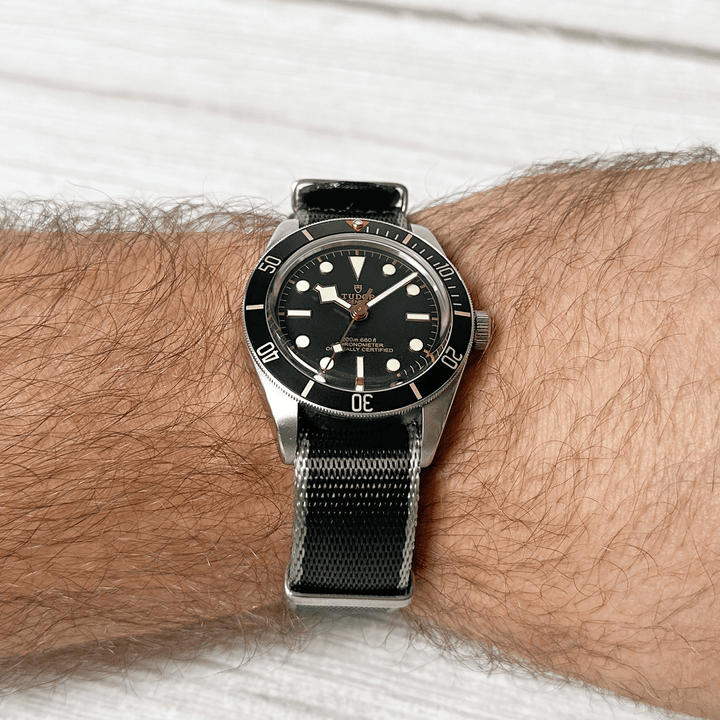 AlphaShark - Black & Silver - BluShark Straps