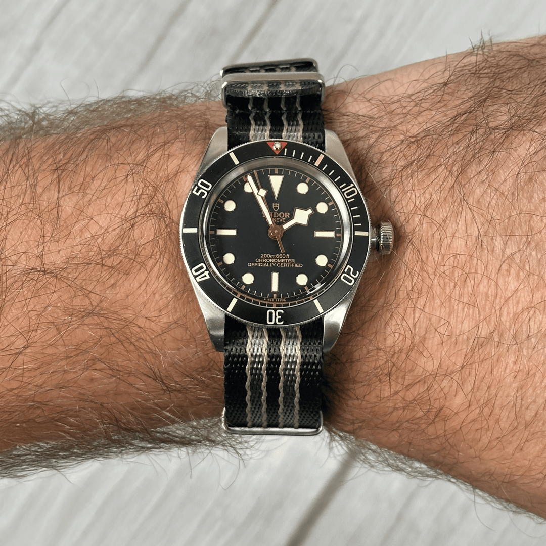 AlphaShark - Bond 2021 - BluShark Straps