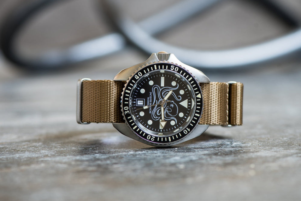 AlphaShark - British Khaki - BluShark Straps