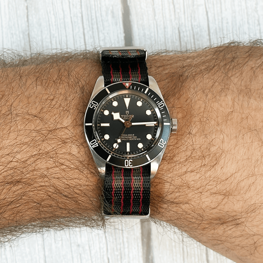 AlphaShark - Vintage Bond - BluShark Straps