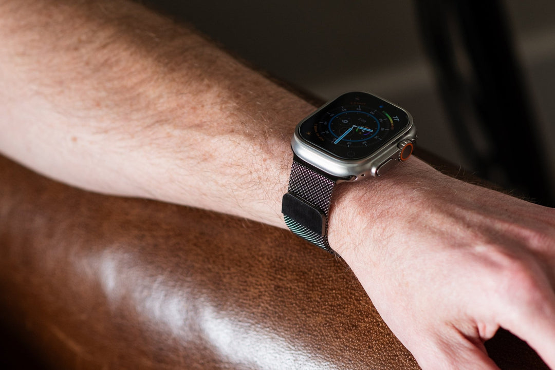 Apple Band Milanese - Rainbow - BluShark Straps