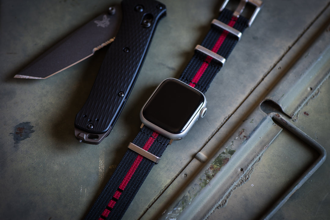 BluShark Straps Apple Band Ribbed Mako FN Apple Band - Ribbed Mako FN - Black & Red