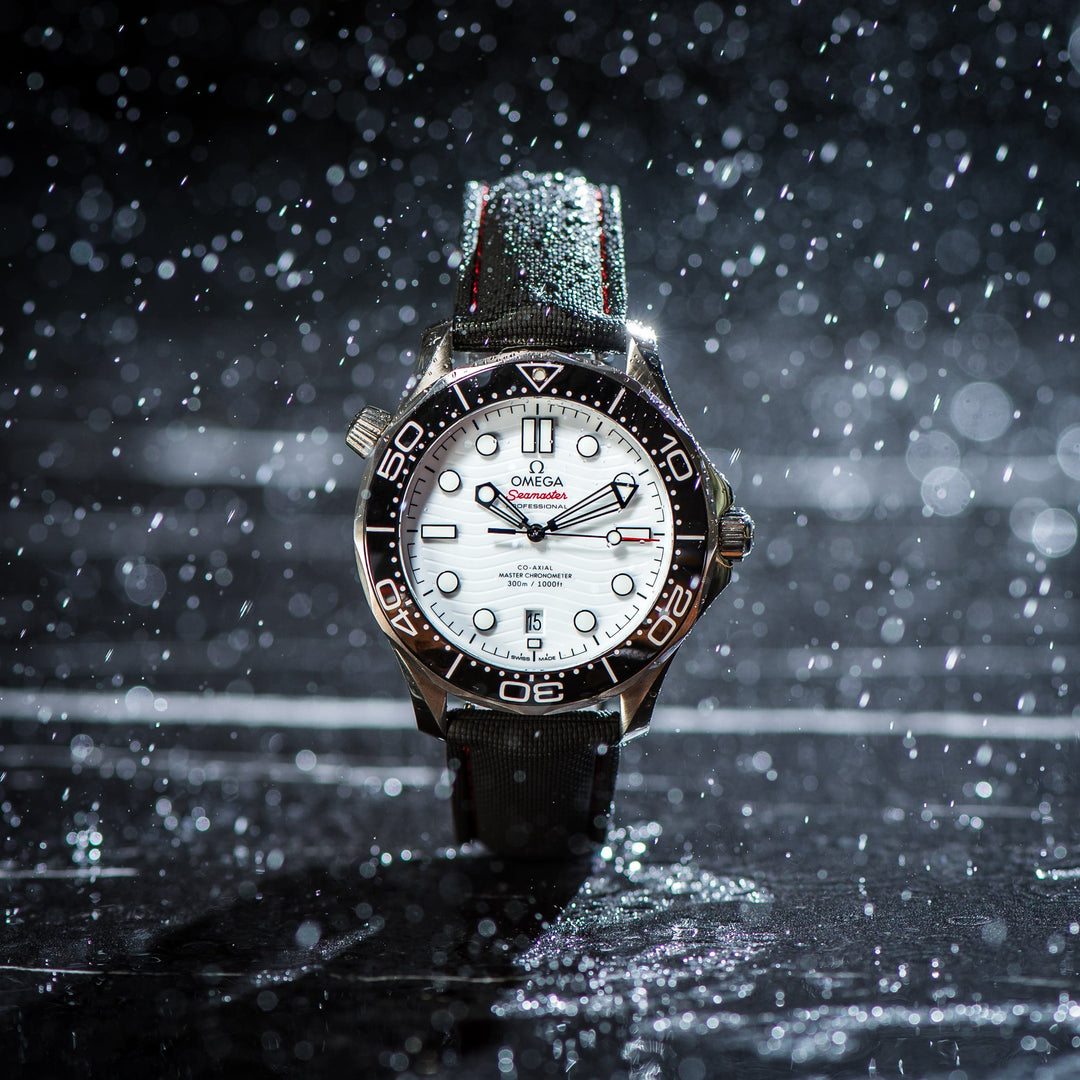 BluShark Straps Rubber Sailcloth Deploy Sailcloth Rubber Deploy- Black/Red