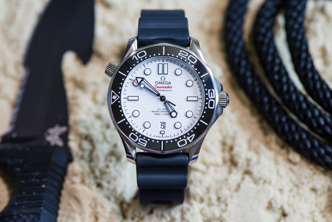 Divecore - American FKM - HP Professional Diving Watch Strap - Black - BluShark Straps