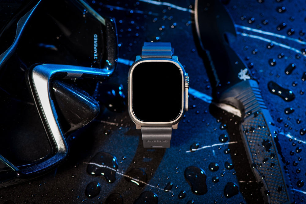 Divecore Band - American FKM - HP Professional Diving Watch Strap - For Apple Watch ULTRA - Black - BluShark Straps