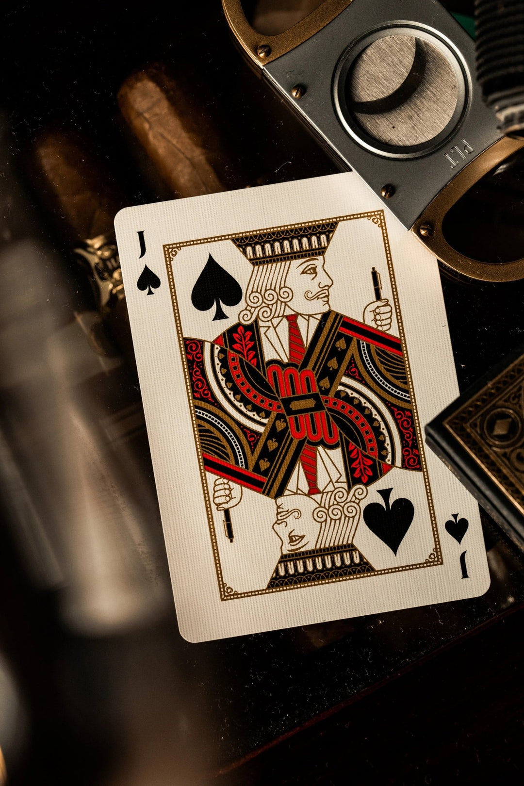 James Bond 007 Premium Playing Cards by Theory11 - BluShark Straps