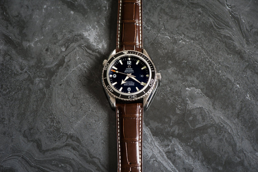 Leather - Crocodile Grain - Chocolate Brown - BluShark Straps