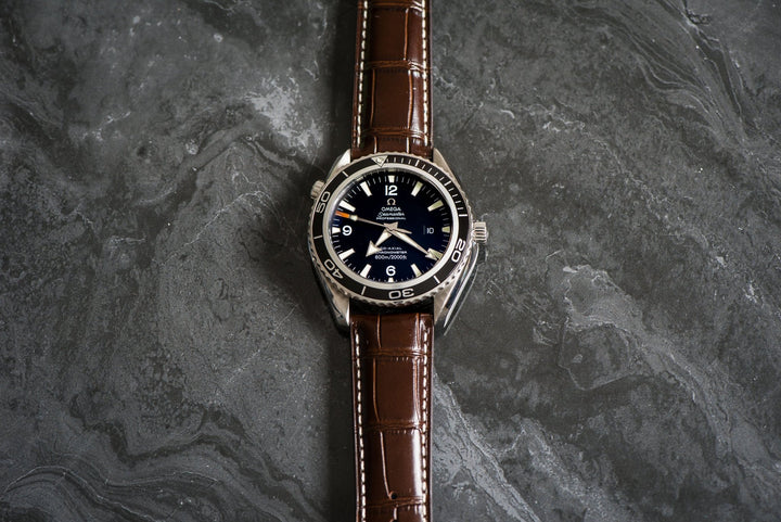 Leather - Crocodile Grain - Chocolate Brown - BluShark Straps