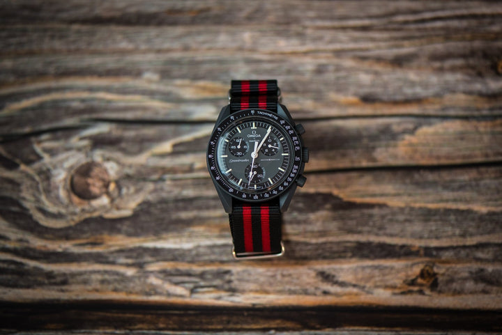 Original - Bond Scarlet Knight - BluShark Straps