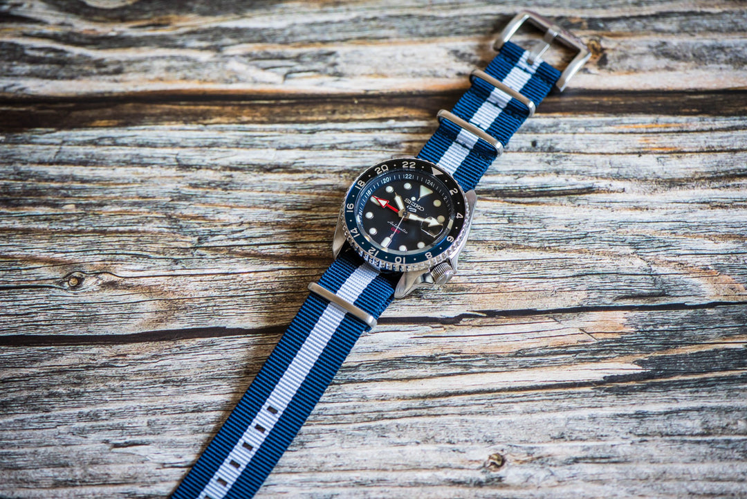 Original - Club - White - BluShark Straps