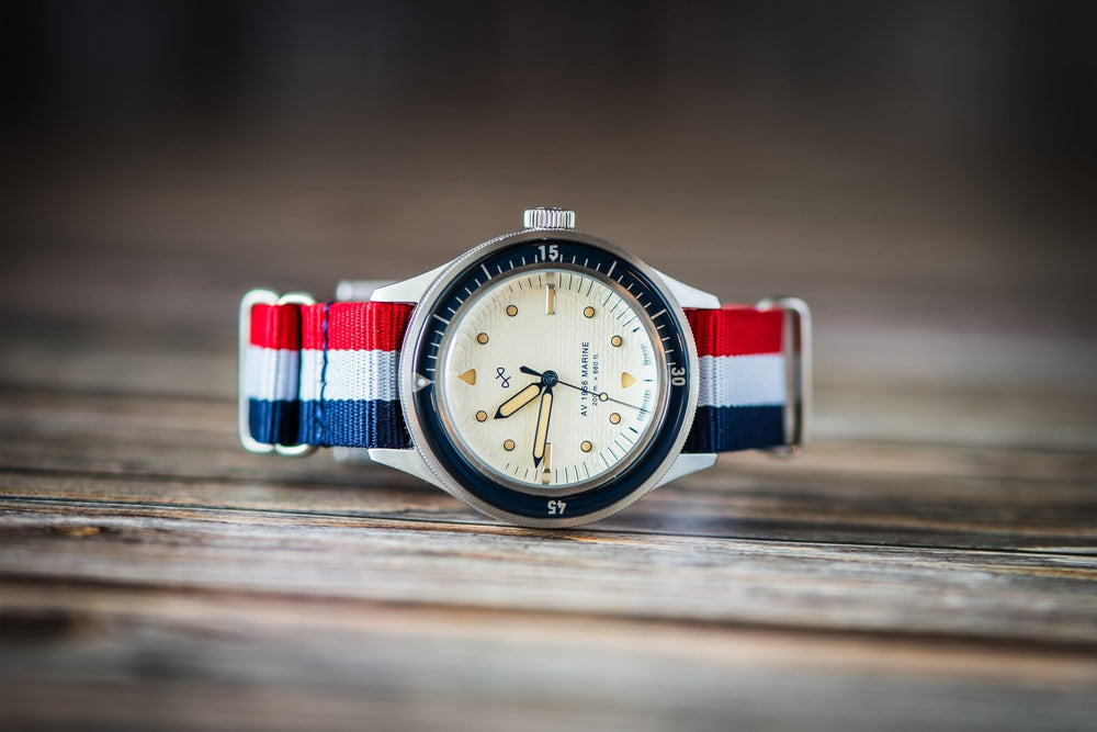 Original - USA - BluShark Straps