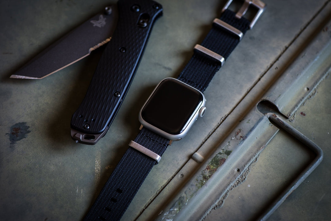 Ribbed Mako FN Band - For Apple Watch - Black - BluShark Straps
