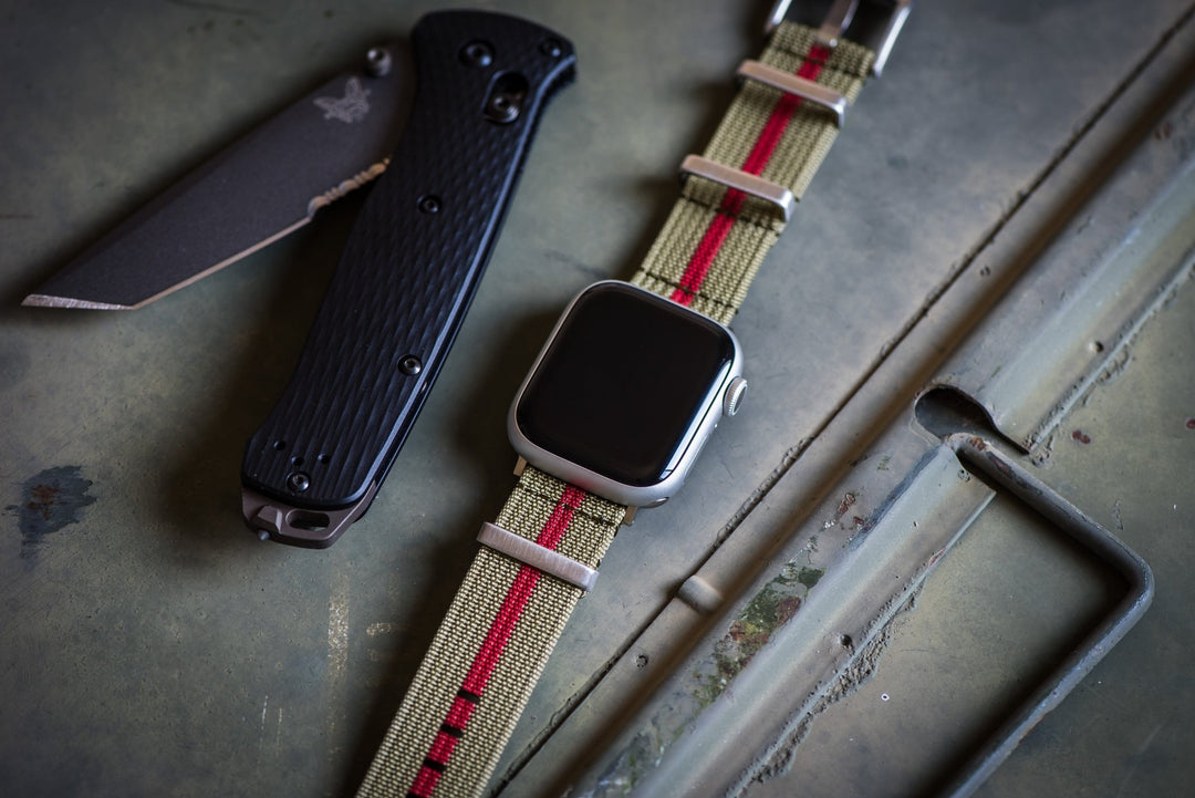 Ribbed Mako FN Band - For Apple Watch - Olive & Red - BluShark Straps