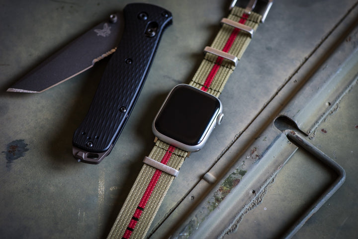 Ribbed Mako FN Band - For Apple Watch - Olive & Red - BluShark Straps