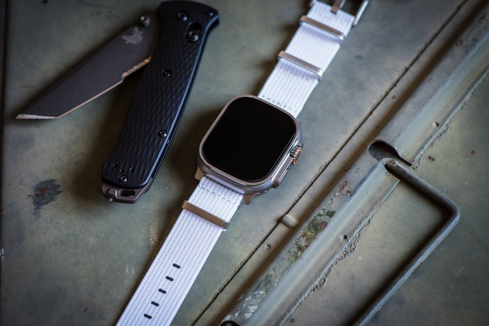 Ribbed Mako FN Band - For Apple Watch ULTRA - White - BluShark Straps