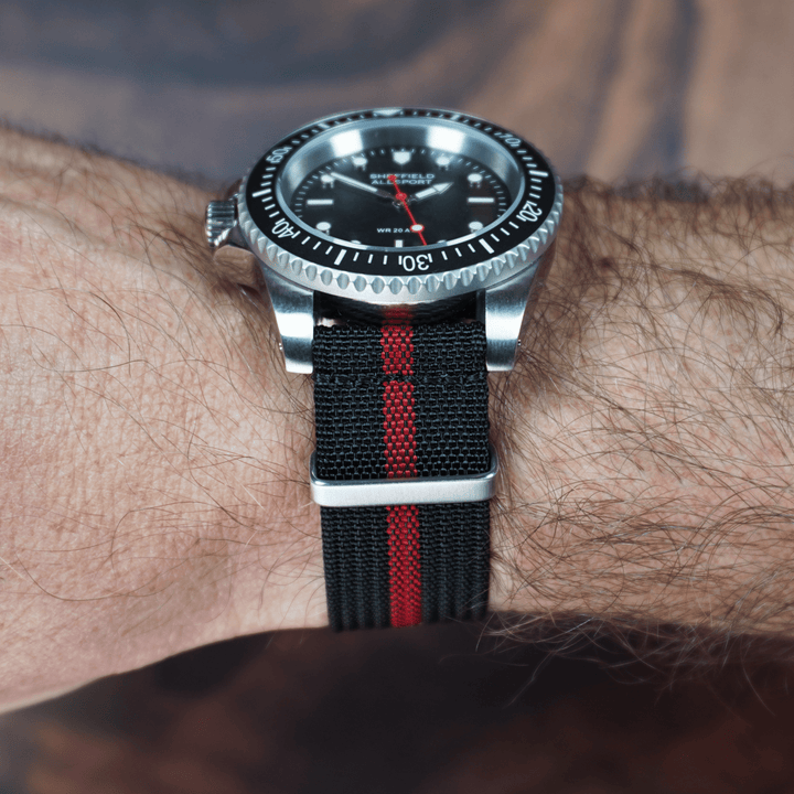 Ribbed Mako FN - Black & Red - BluShark Straps