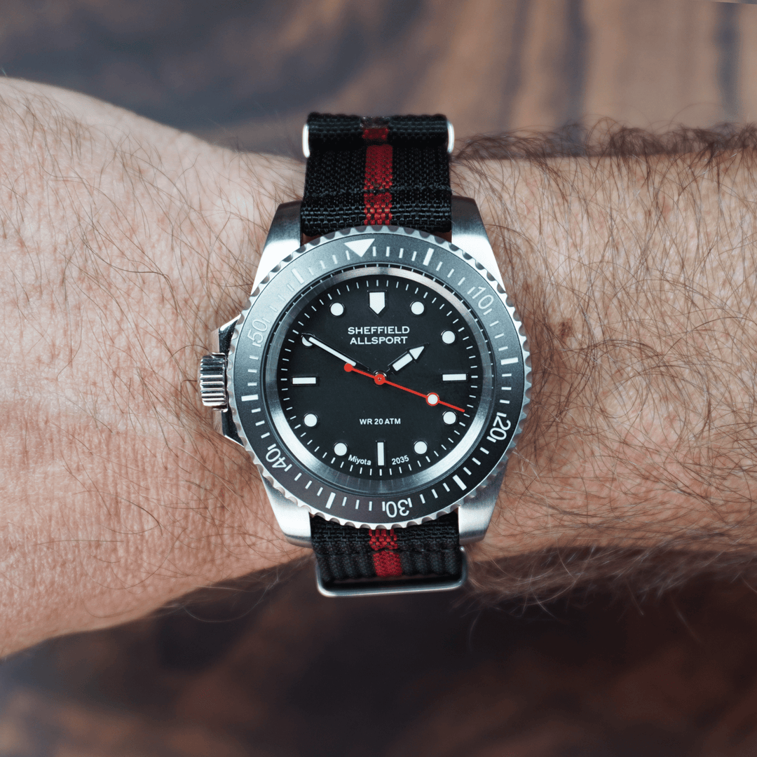 Ribbed Mako FN - Black & Red - BluShark Straps
