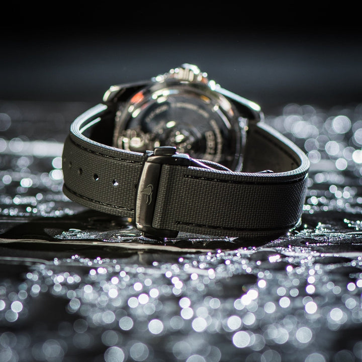 Sailcloth Rubber Deploy - Blackout - BluShark Straps