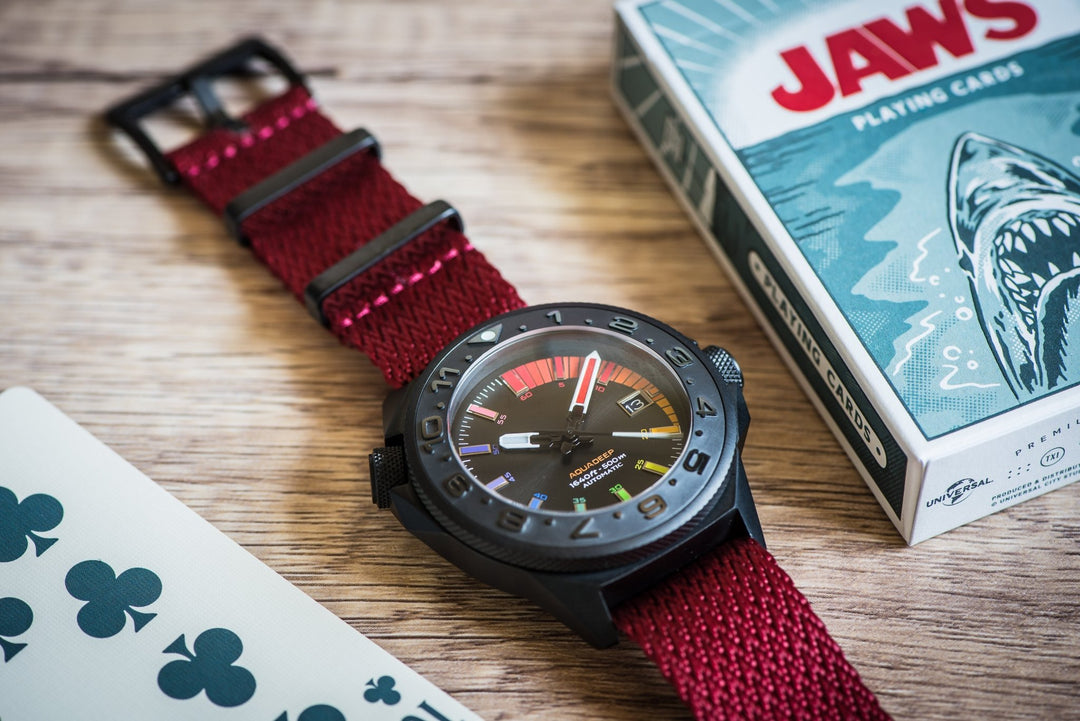 SharkFin - Regal Red - BluShark Straps