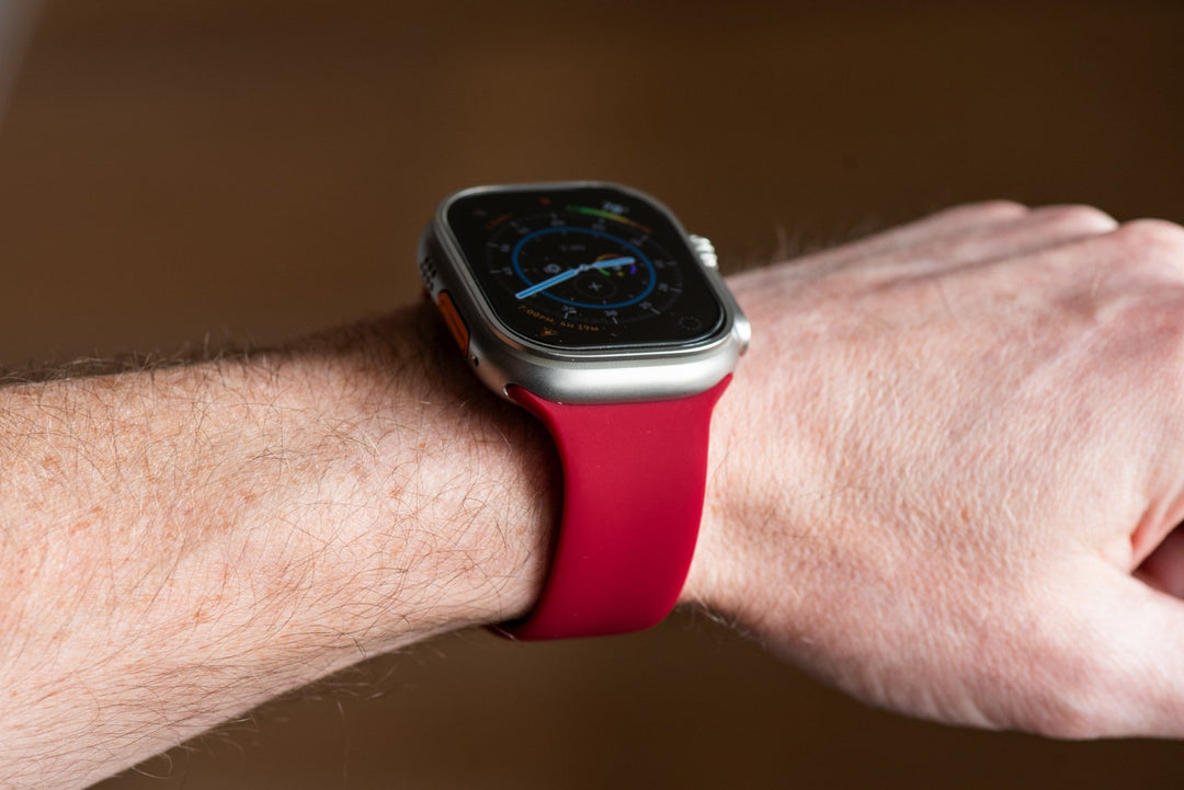 Silicone Solid Band - For Apple Watch - Apple Red - BluShark Straps