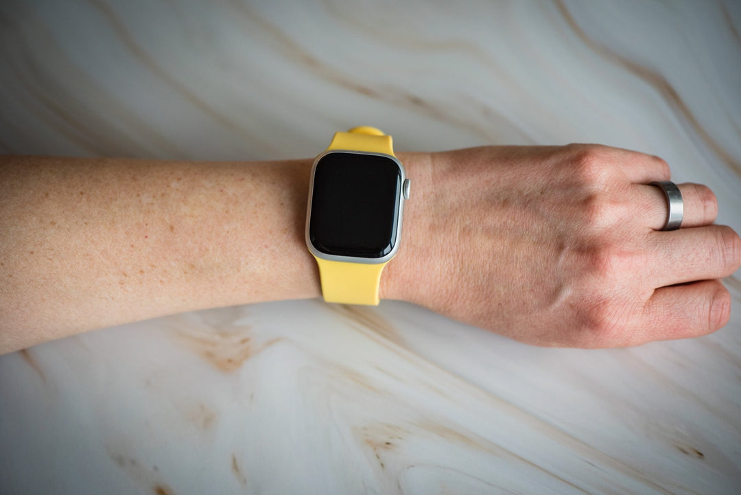 Silicone Solid Buckle Band - For Apple Watch - Yellow - BluShark Straps