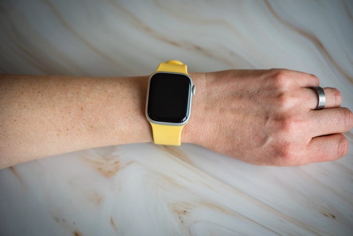 Silicone Solid Buckle Band - For Apple Watch - Yellow - BluShark Straps