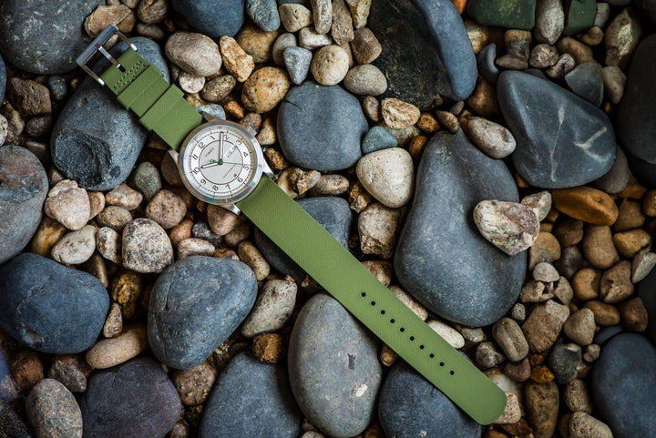 Single - Pass Rubber - Green - BluShark Straps