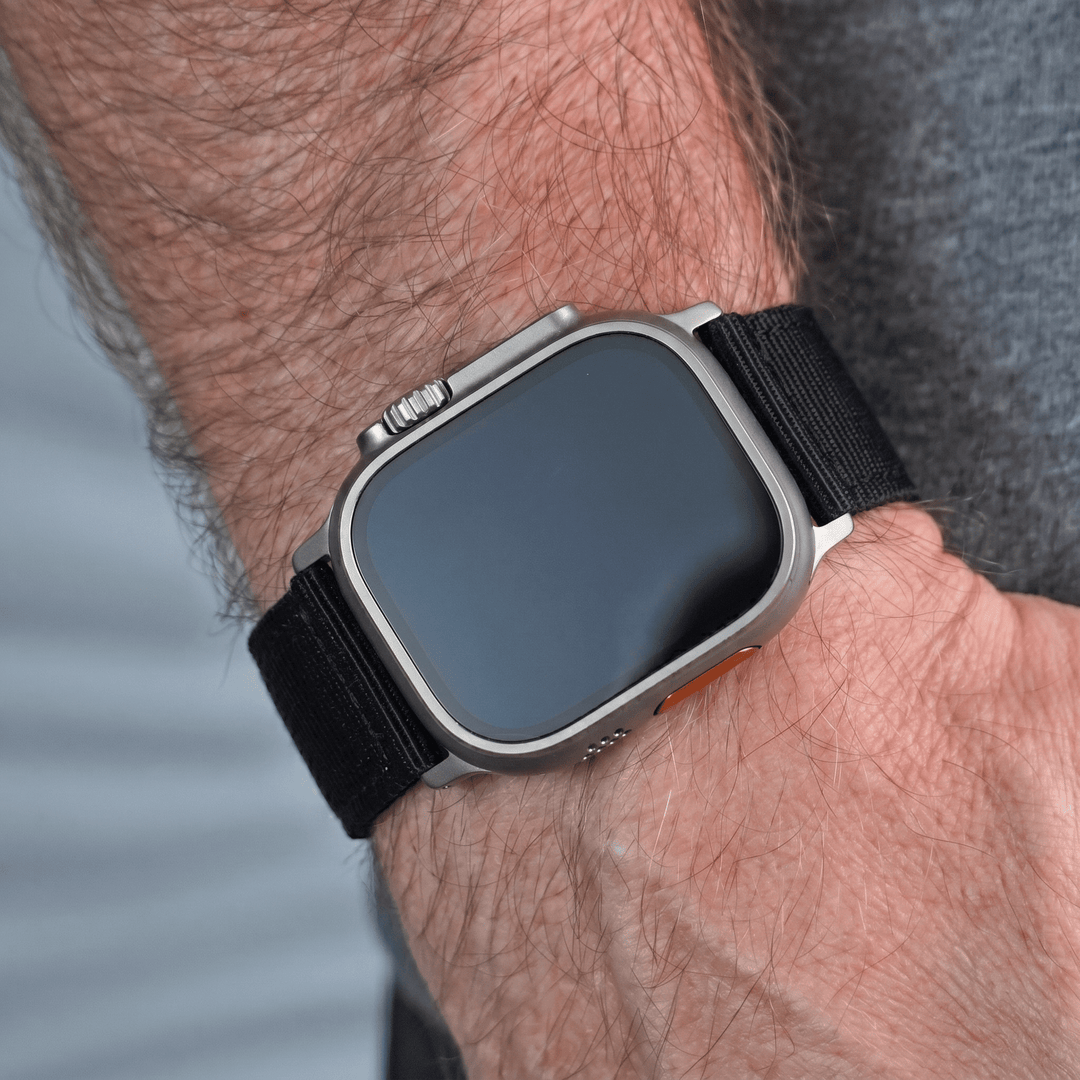 The O2 Band - For Apple Watch ULTRA - Black - BluShark Straps