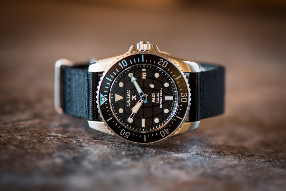 The O2 Strap - Black - BluShark Straps